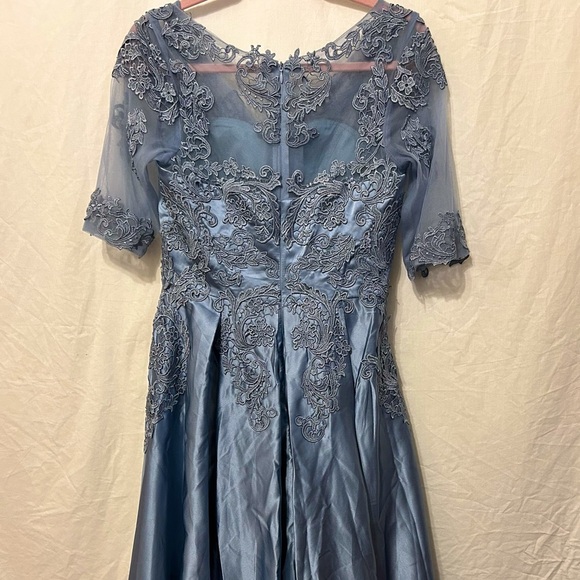 SOLD Stunning Dusty Blue Lace 3/4 Sleeve Gown - Picture 2 of 5
